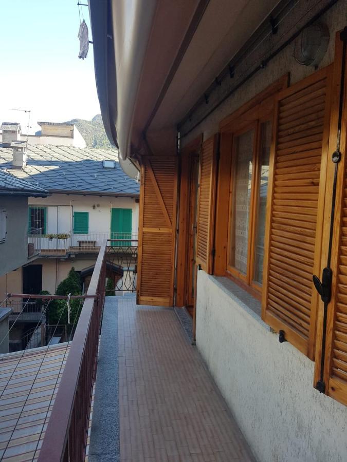 Ferienwohnung Casa Cippilippi Saint-Vincent Exterior foto